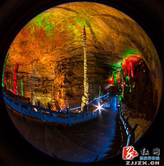 “地下明珠”张家界黄龙洞连续16年领跑全国旅游洞穴