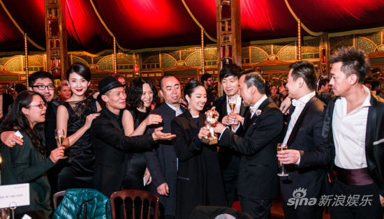 [视频]廖凡享受柏林影帝荣誉 不考虑片酬问题(