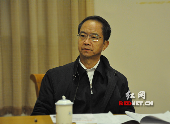 湖南省委常委、省纪委书记、省华夏廉洁文化研究会顾问黄建国参加研讨。