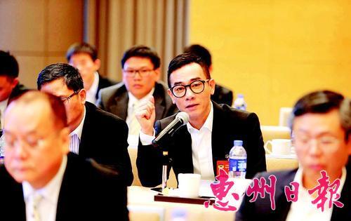 [视频]陈小春担任惠州政协委员称祖籍惠州 先学
