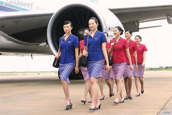 厦航空姐_收入支出表格模板_厦航空姐收入(2)