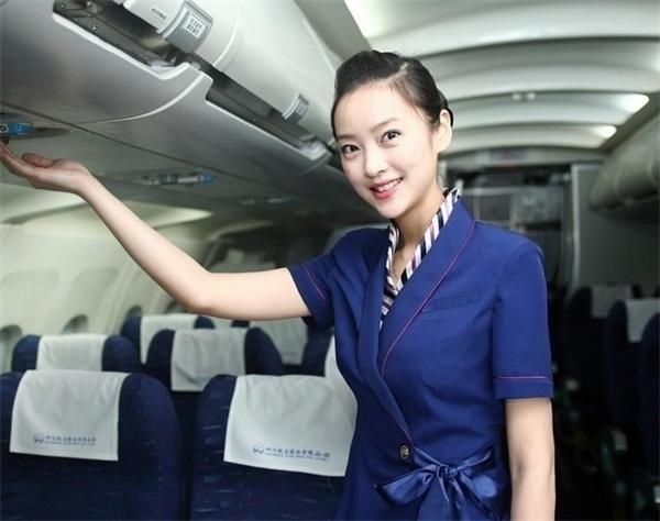 厦航空姐_收入支出表格模板_厦航空姐收入(2)