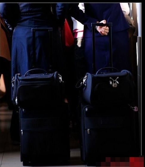 厦航空姐_收入支出表格模板_厦航空姐收入(3)