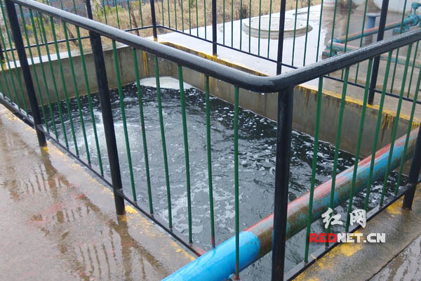 长沙某企业污水处理池。