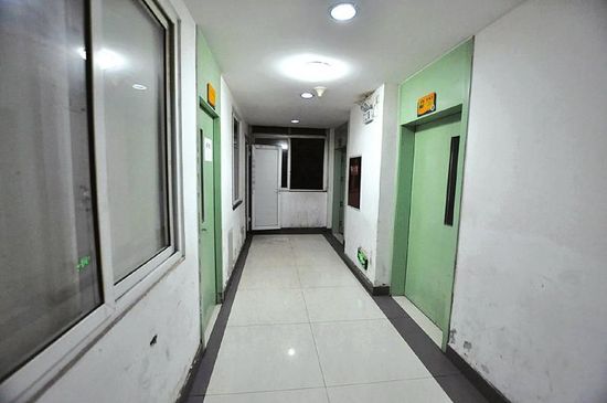 男子夜闯妇科病房 冒充医生强脱女病人衣裤(图)