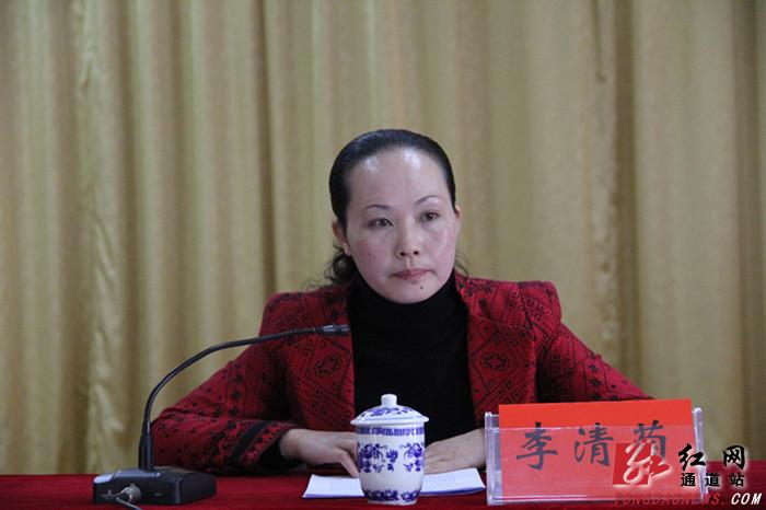 县委书记印宇鹰出席会议并作重要讲话,县委副书记,县长赵旭东主持会议