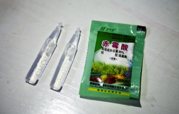 用来制造问题豆芽的无根水。