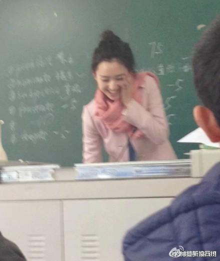 四川美女老师酷似刘诗诗 男生出勤率爆表(组图)