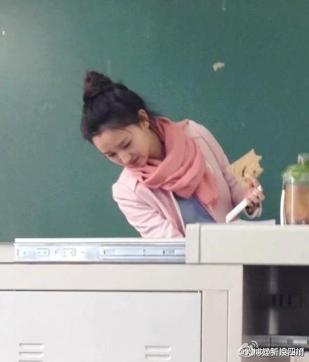 四川美女老师酷似刘诗诗 男生出勤率爆表(组图)