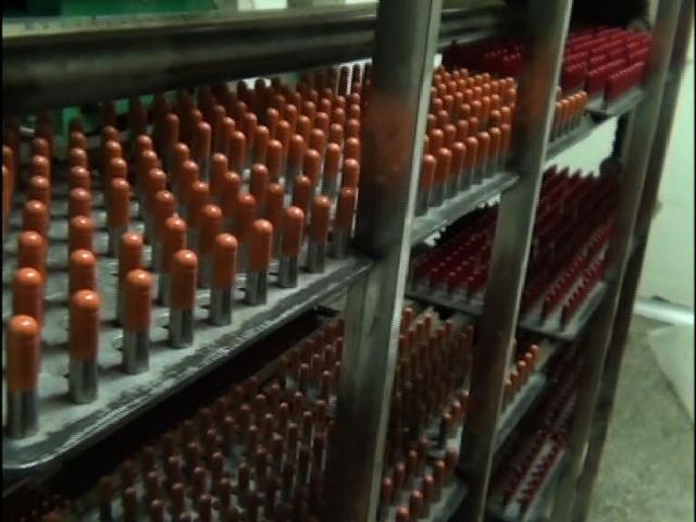 央视调查：部分企业用工业明胶加工药用胶囊