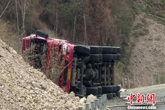 事故现场。　钟欣　摄