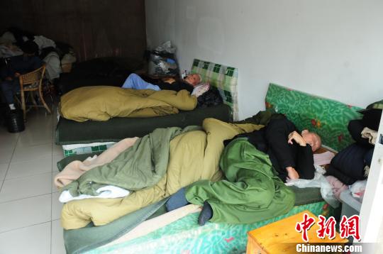 浙江温岭私人养老院系违建被封孤寡老人安置成问题