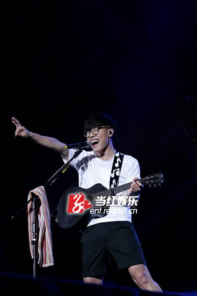 卢广仲329小巨蛋开唱宣告复出 陈绮贞魏如萱盛竹如等好友助阵