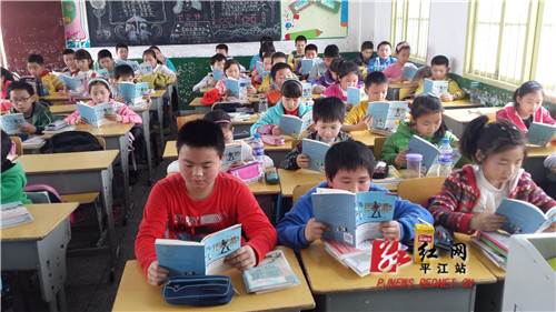 平江县:发现教室走进小学生的阅读世界
