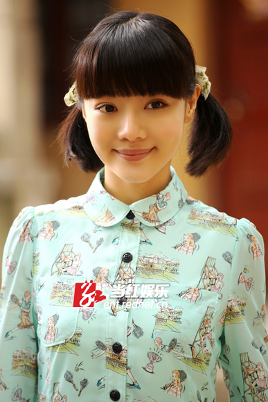 《幸福在哪里》邓家佳再演萝莉妹