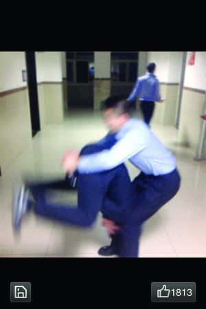 “翻跟头”秀恩爱，且秀且当心