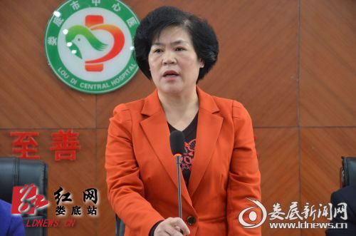 娄底市委常委、宣传部长伍美华宣布开机