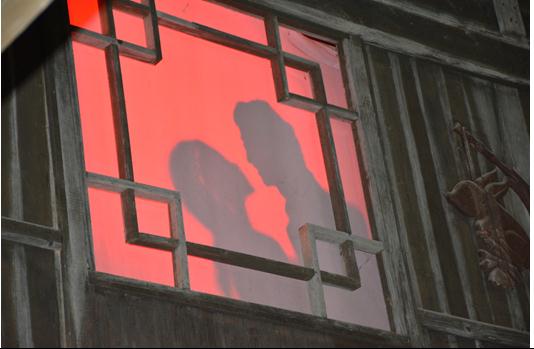 最快闪婚哥，上午收情书，下午入洞房