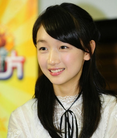  周冬雨 领衔 主演 《同桌的你》 最美校花发型盘