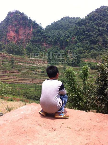 14岁男孩被同学持火药枪打伤体内滞留16颗子弹