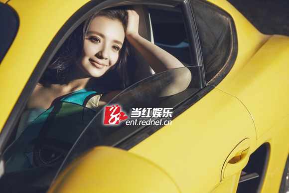孙茜演绎香车美人