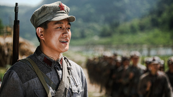 佟大为《十送红军》首演红军战士