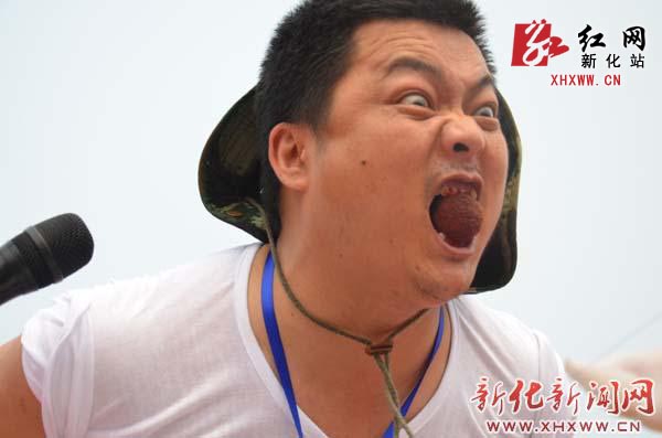 “吃新化杨梅花韵味在脸上”100个杨梅表情自拍活动