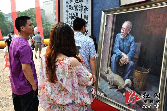 书画文化节上的作品