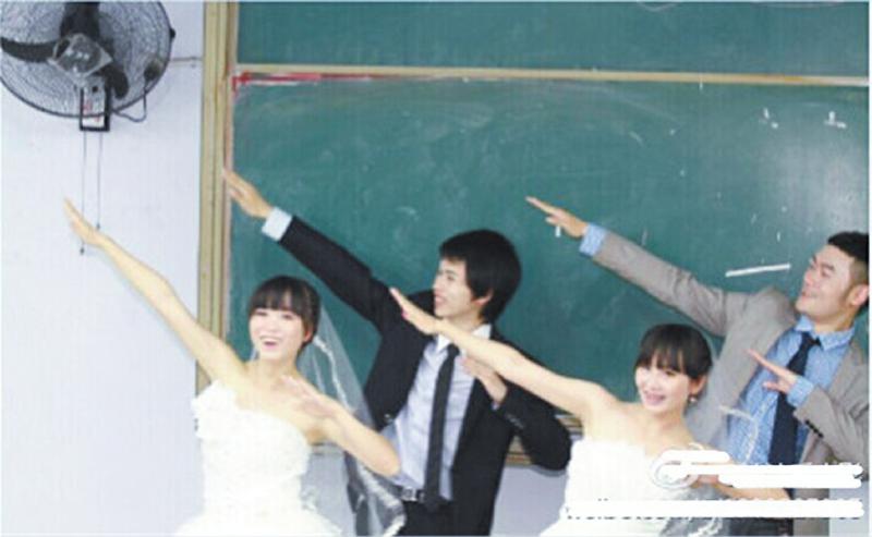 大学毕业后，拍摄毕业婚纱照。