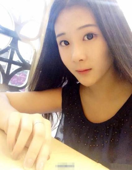 空乘专业单身美女发微博求帮搬宿舍 50多人争抢