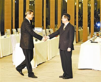 张志军抵台开始访问行程 特地学习闽南话