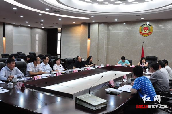 6月26日，湖南省政协召开重点提案办理协商会。