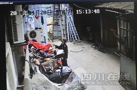 五旬男保安5次盗女性内衣裤：穿上它们有满足感