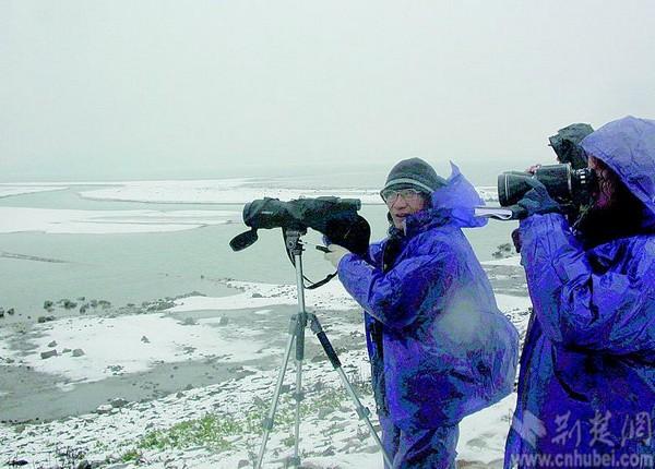 武大老教授捐角膜 生前曾13次带学生穿越神农架
