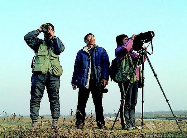 武大老教授捐角膜 生前曾13次带学生穿越神农架