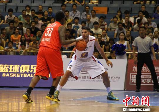 陕西信达主场胜河南晋级前NBA悍将砍41分16板