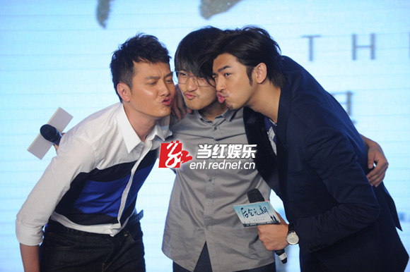 一起玩“亲亲”