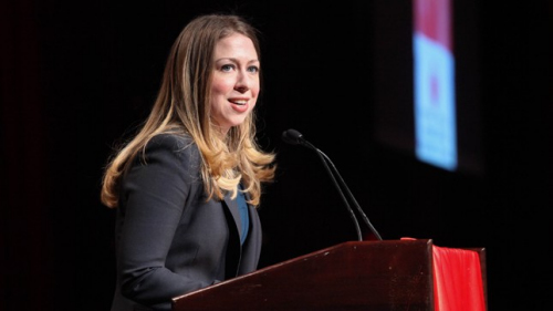 克林顿一家“金口一开”超赚钱女儿演讲费不菲