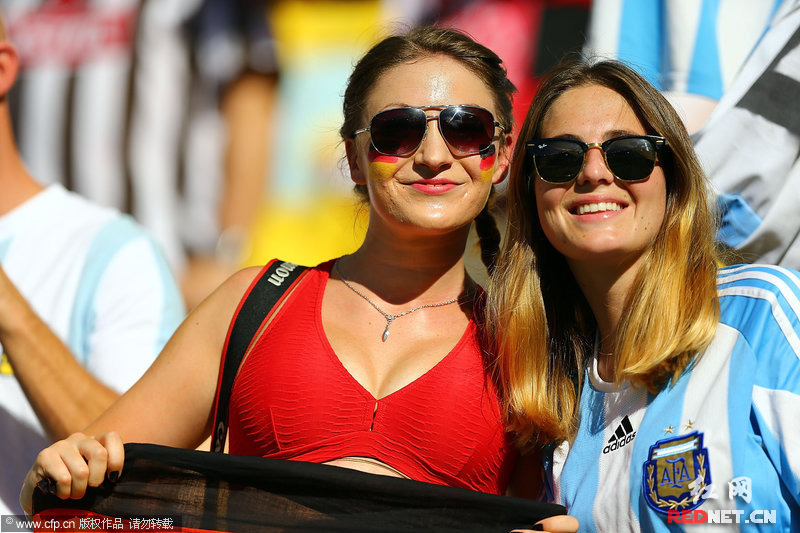 德国球迷与阿根廷球迷