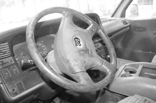 男子醉驾出车祸被送医 “耍酒疯”劫走救护车