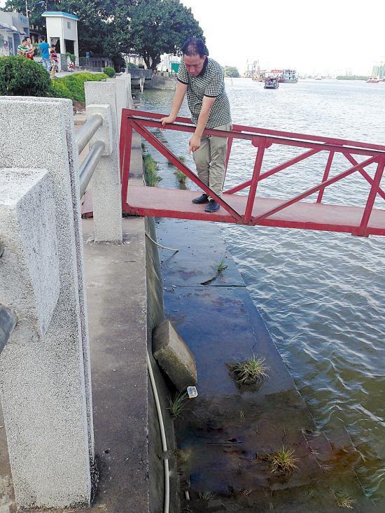 广州两男童牵手溺亡 同伴称曾求救无人理睬(图)