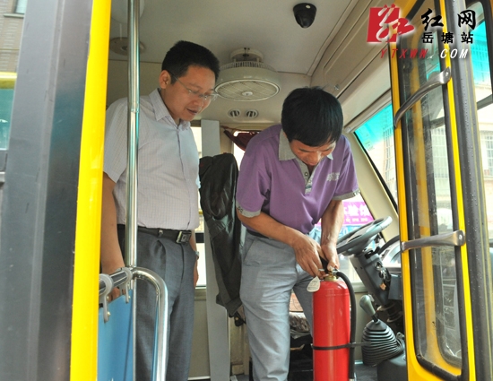 朱毅强带队突击检查幼儿园安全生产工作