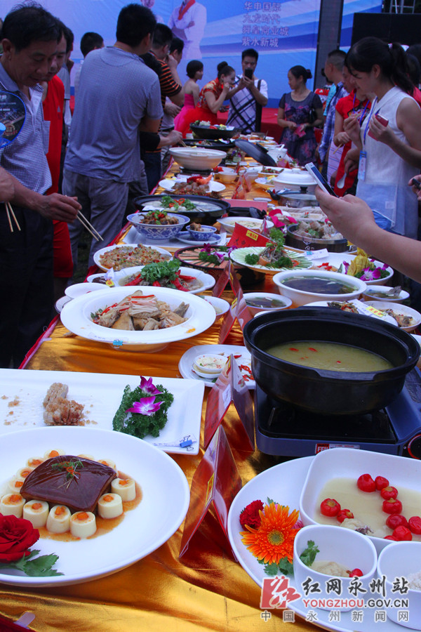 首届东安鸡美食节暨东安乡土名菜烹饪大赛举办