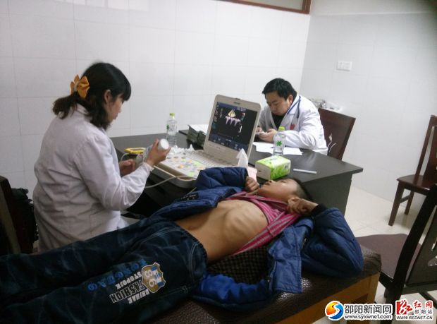 2013年12月义诊照片 (1)