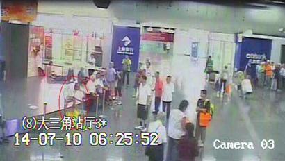 　　事发现场（视频截图）