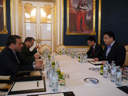 中方希望伊朗与六国相向而行寻求早日达成全面协议