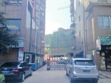 事发的泸州古蔺县双水岸小区。