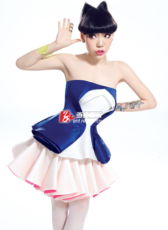 小女孩的花花世界