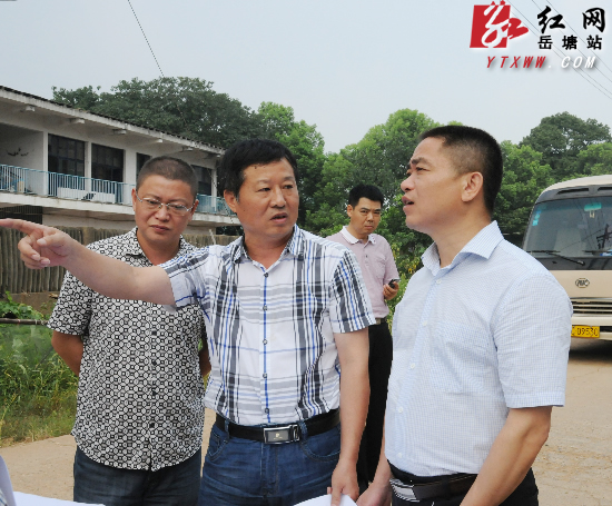 王永红专题调度三条重要道路建设工作
