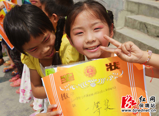 长沙第一师范学院:支教情撒太平 师生汇演话离